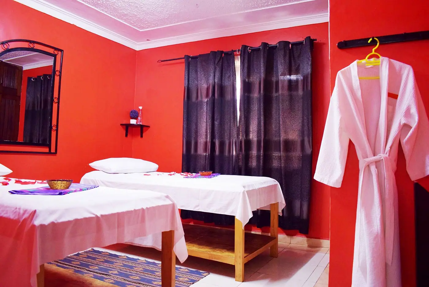 Illustrative photo of a spa room, not of California Institute of Massage & Spa Services - Sonoma Massage