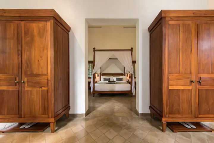 Illustrative photo of a hotel room, not of Gaige House