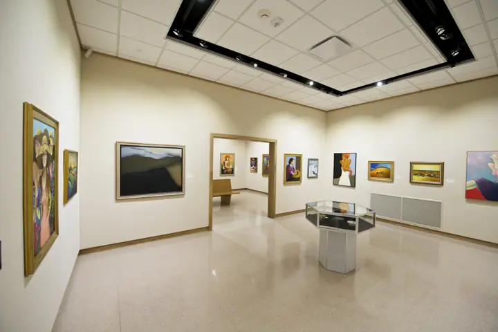Illustrative photo of an art gallery, not of Arts Guild of Sonoma