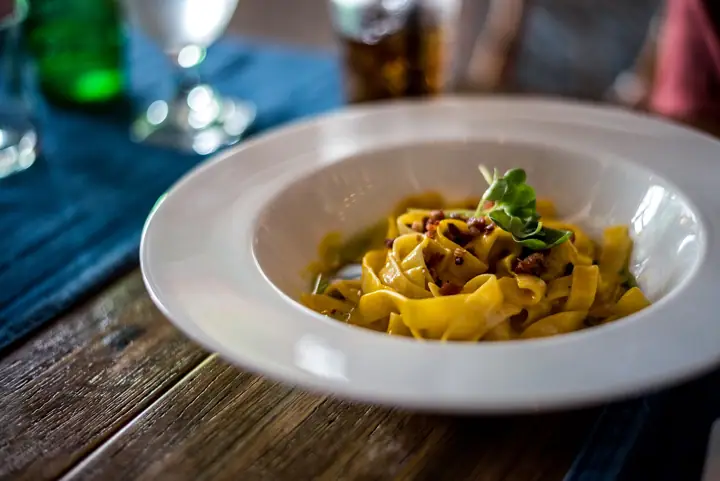 Illustrative photo of a restaurant dish, not of Café La Haye