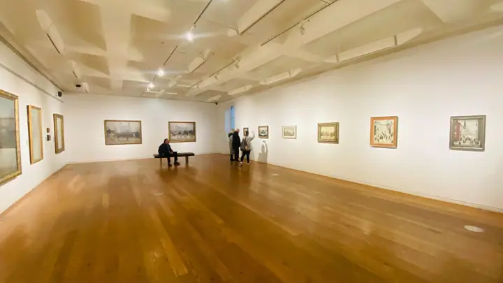Illustrative photo of an art gallery, not of Sculpturesite Gallery
